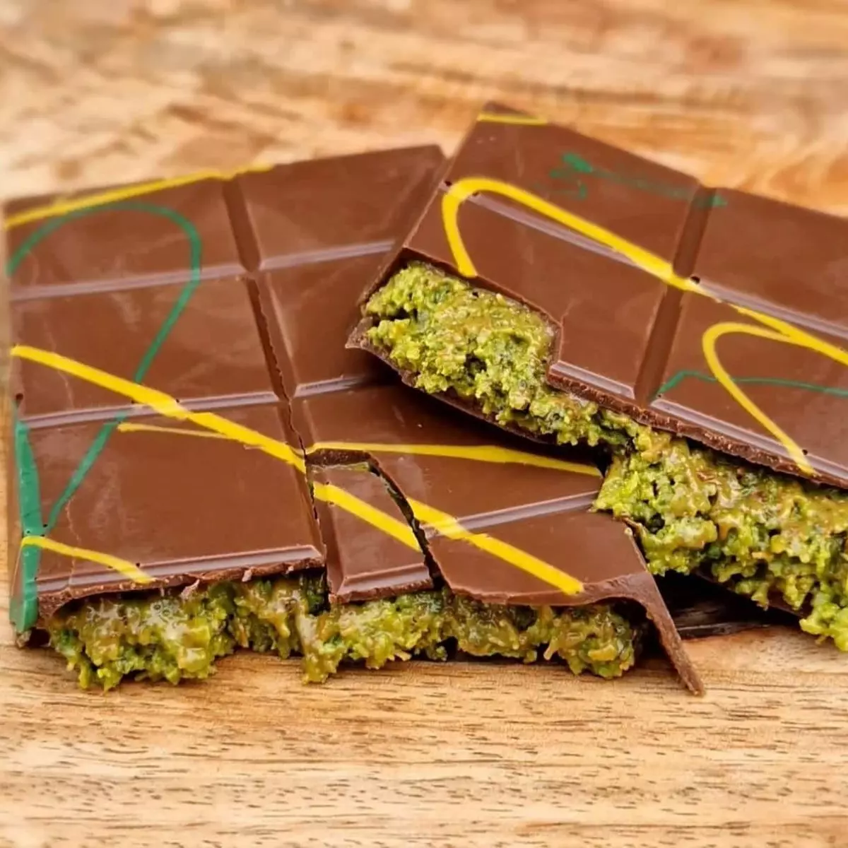 Ciri Khas Coklat Dubai yang Bikin Ketagihan