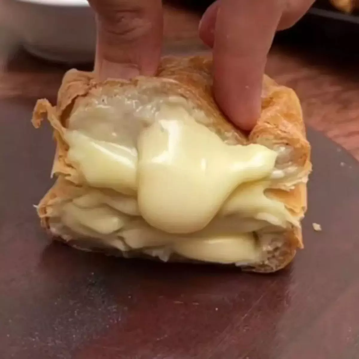 Tips Anti Gagal Membuat Dumpling Keju Lumer