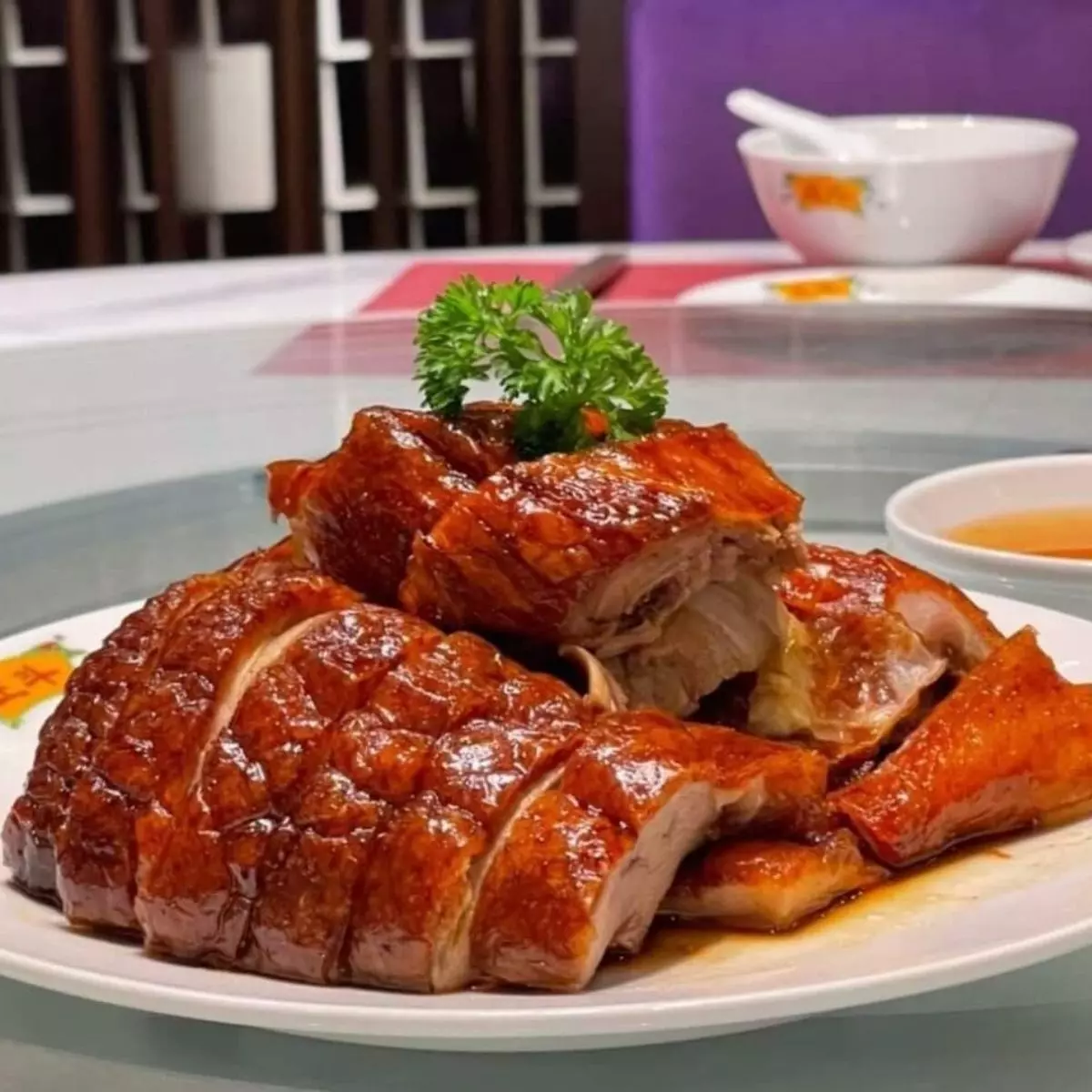 5. Ayam atau Bebek Panggang Utuh
