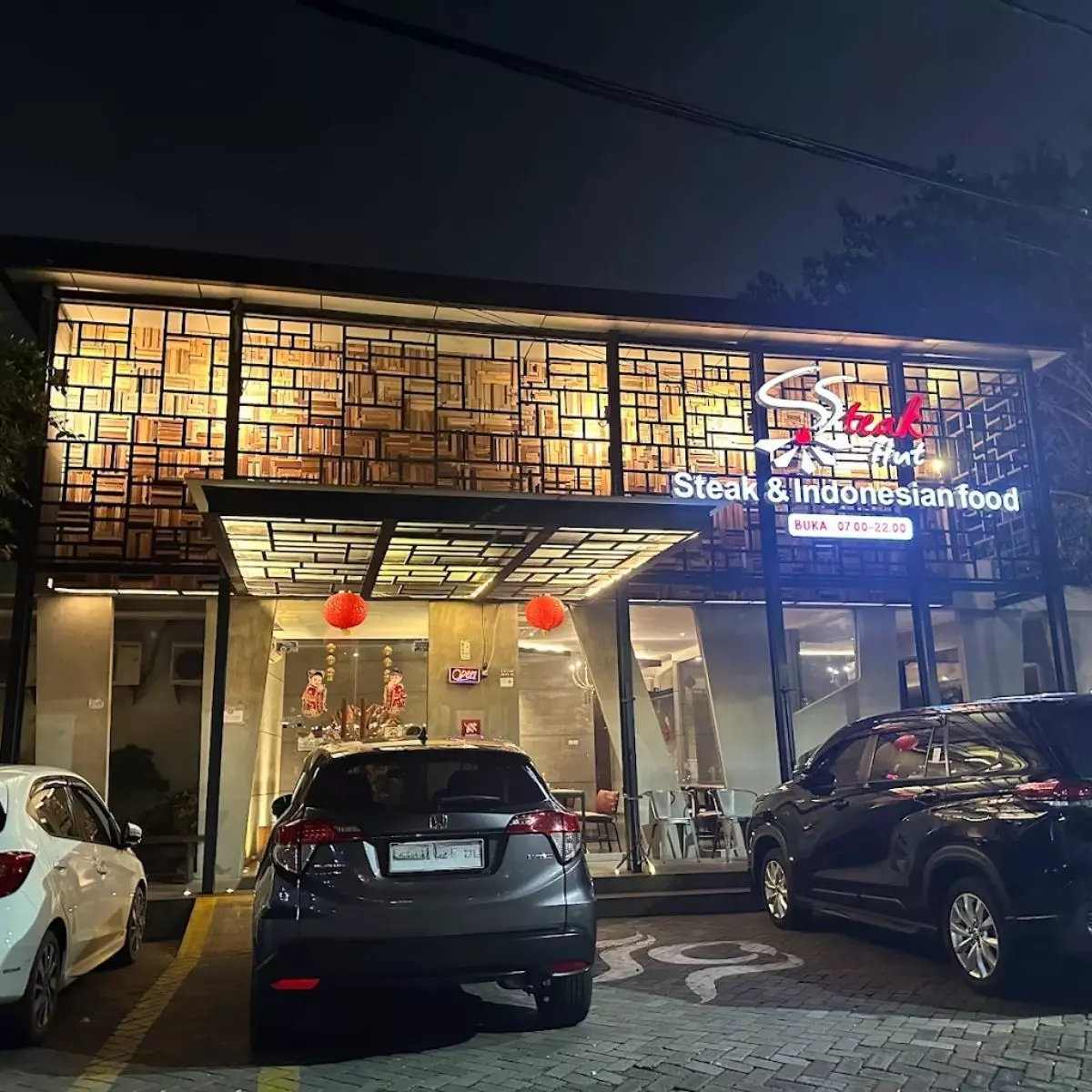 1. Steak Hut  