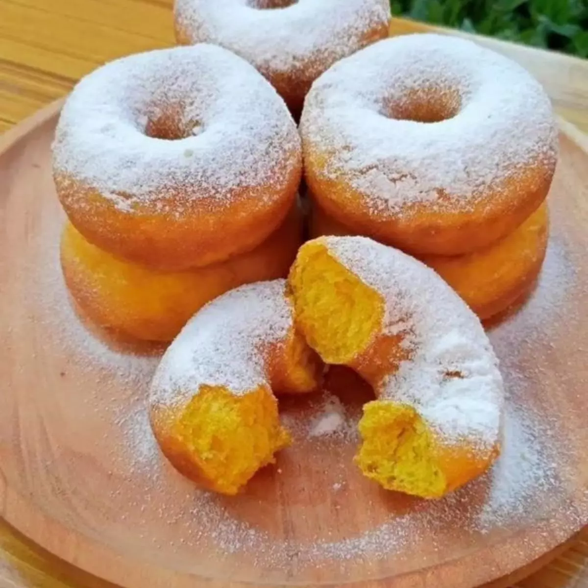 Variasi Topping Donat Labu yang Lezat