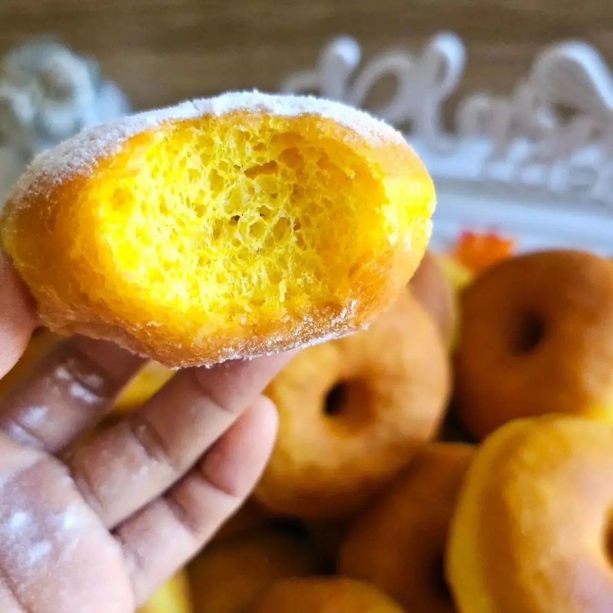 Manfaat Donat Labu Dibanding Donat Biasa
